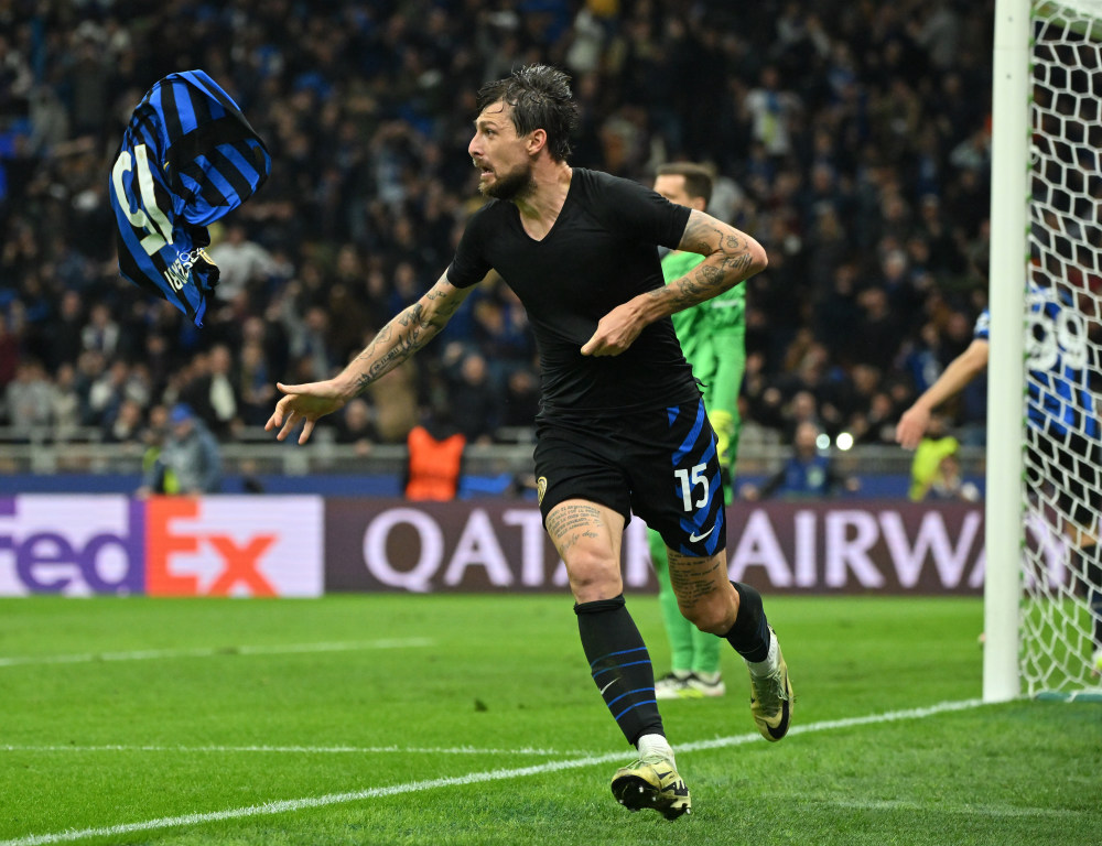 他的火热手 他的火热手