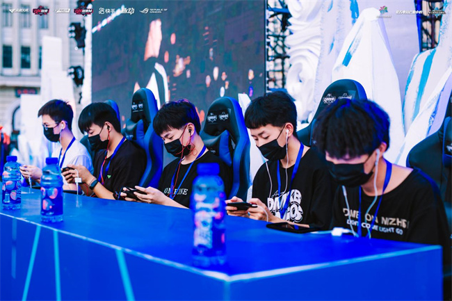 在这场比赛 在这场比赛